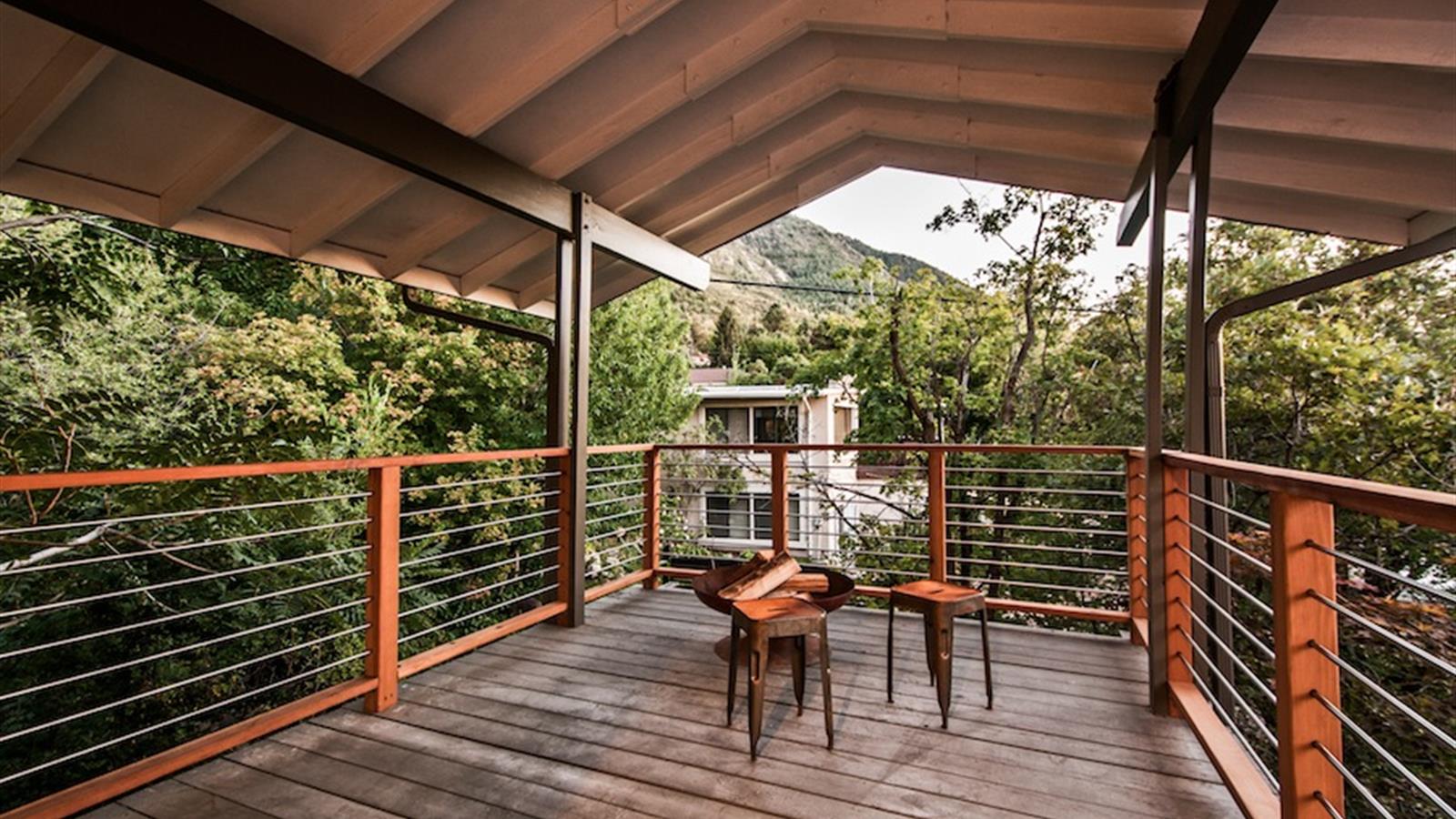 Olympus Cove cityhomeCOLLECTIVE